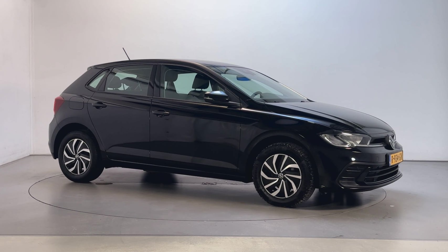 Volkswagen Polo - 1.0 TSI Life Business Stoelverwarming Camera Navigatie App-Connect - AutoWereld.nl