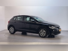 Volkswagen Polo - 1.0 TSI Life Business Stoelverwarming Camera Navigatie App-Connect