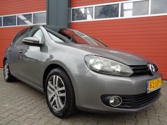 Volkswagen Golf - 1.2 TSI Tour Airco Cruise LMV Trekhaak NL-Auto