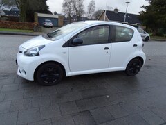 Toyota Aygo - 1.0 VVT-i Now