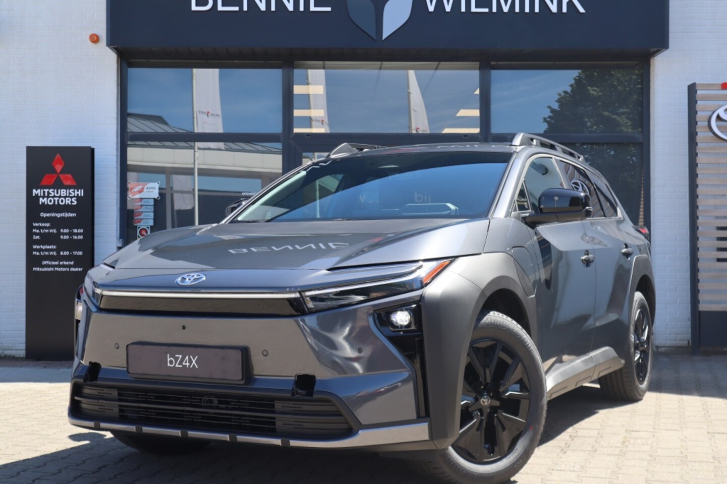 Toyota bZ4X Touring - Dynamic 75 kWh | 360 Camera | Stoel/Stuur Verwarming - AutoWereld.nl