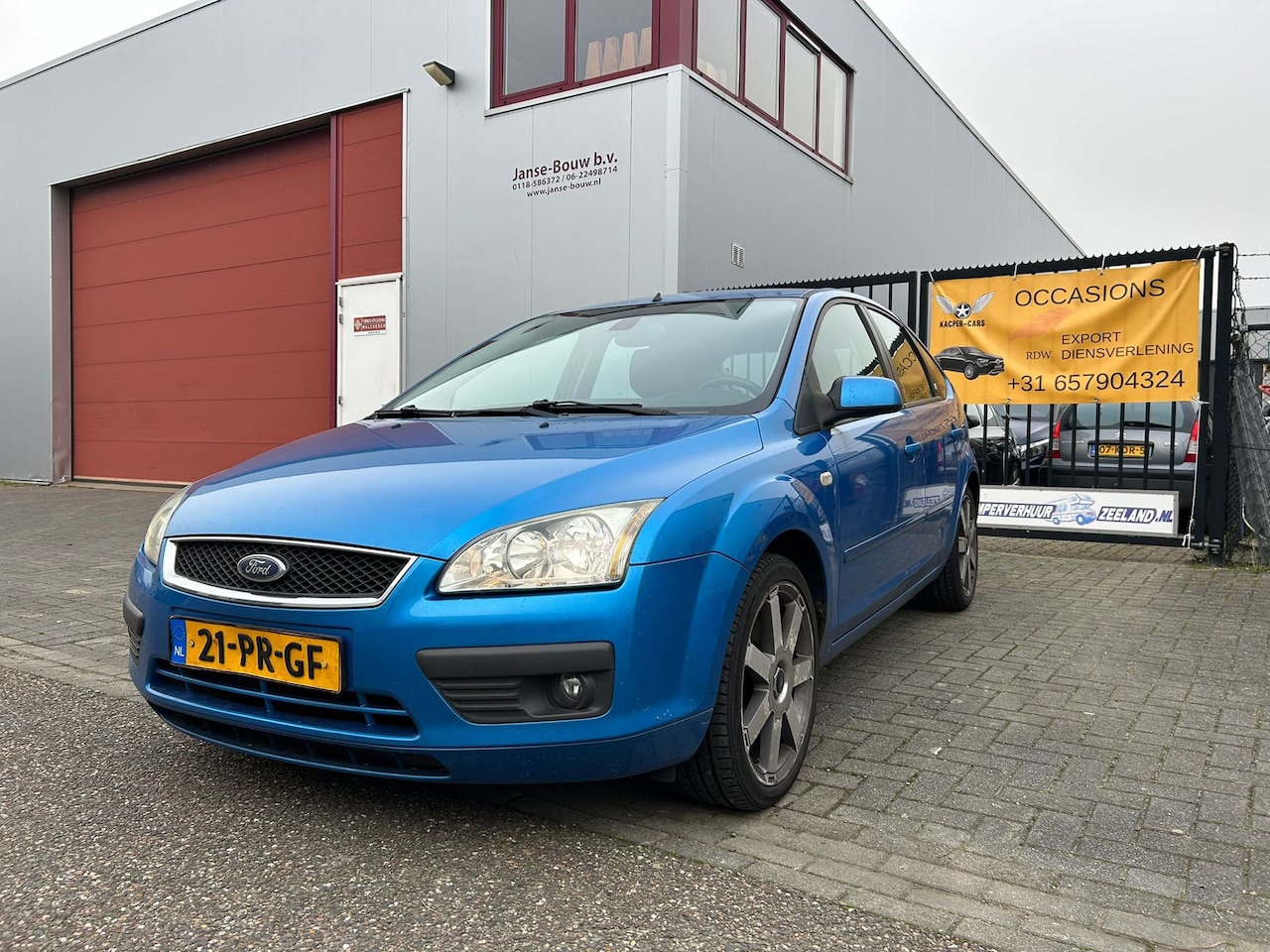 Ford Focus - 2.0-16V Ghia FULL OPTION! - AutoWereld.nl