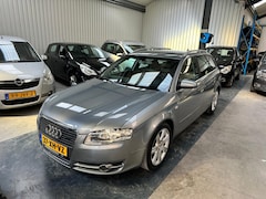 Audi A4 Avant - 2.0 Advance