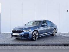 BMW 5-serie - Sedan 545e xDrive High Executive / Glazen Schuifdak / Harman Kardon / Head-Up / Co-Pilot /