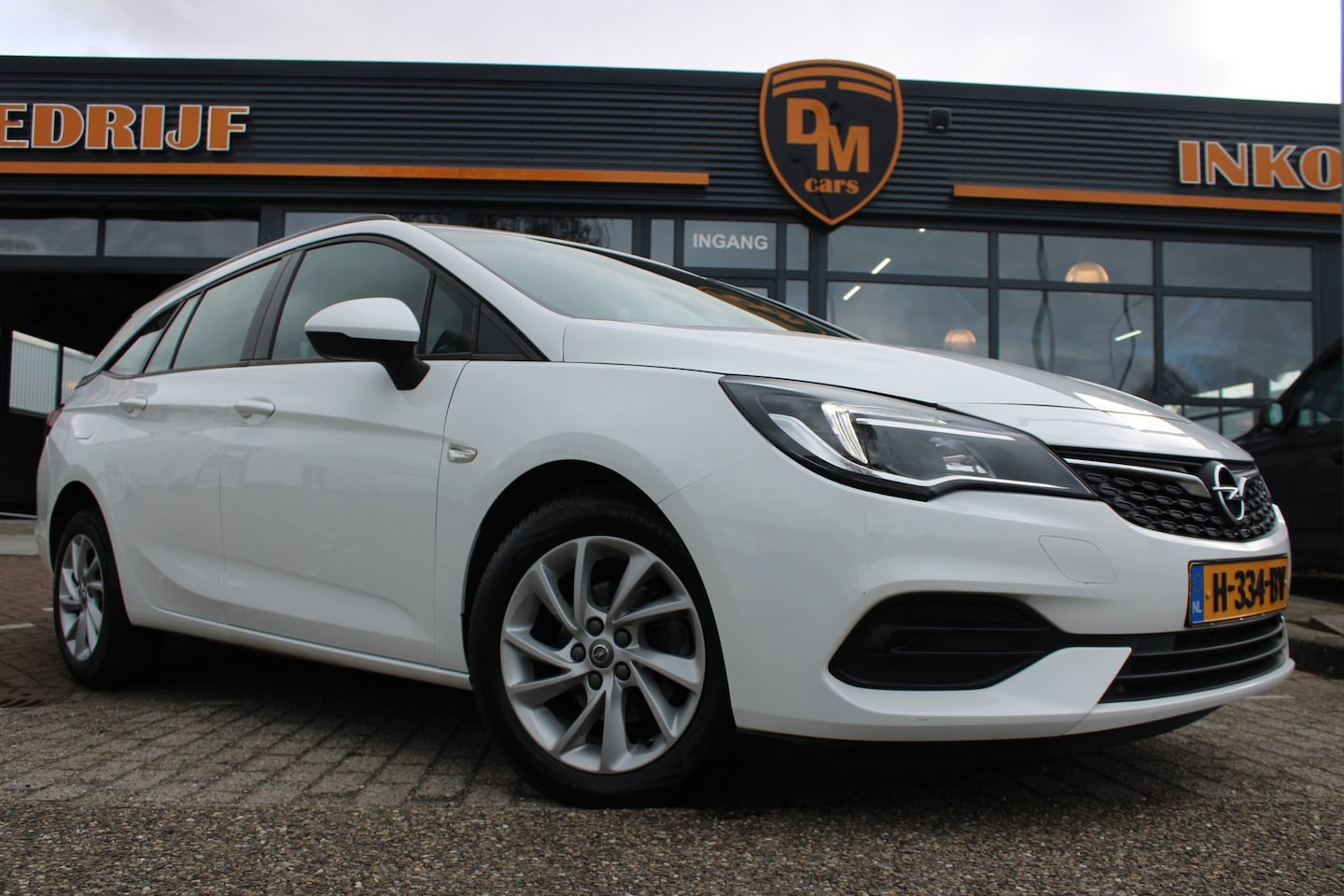 Opel Astra Sports Tourer - 1.2 Edition | PDC | Airco | Led | Navi | - AutoWereld.nl