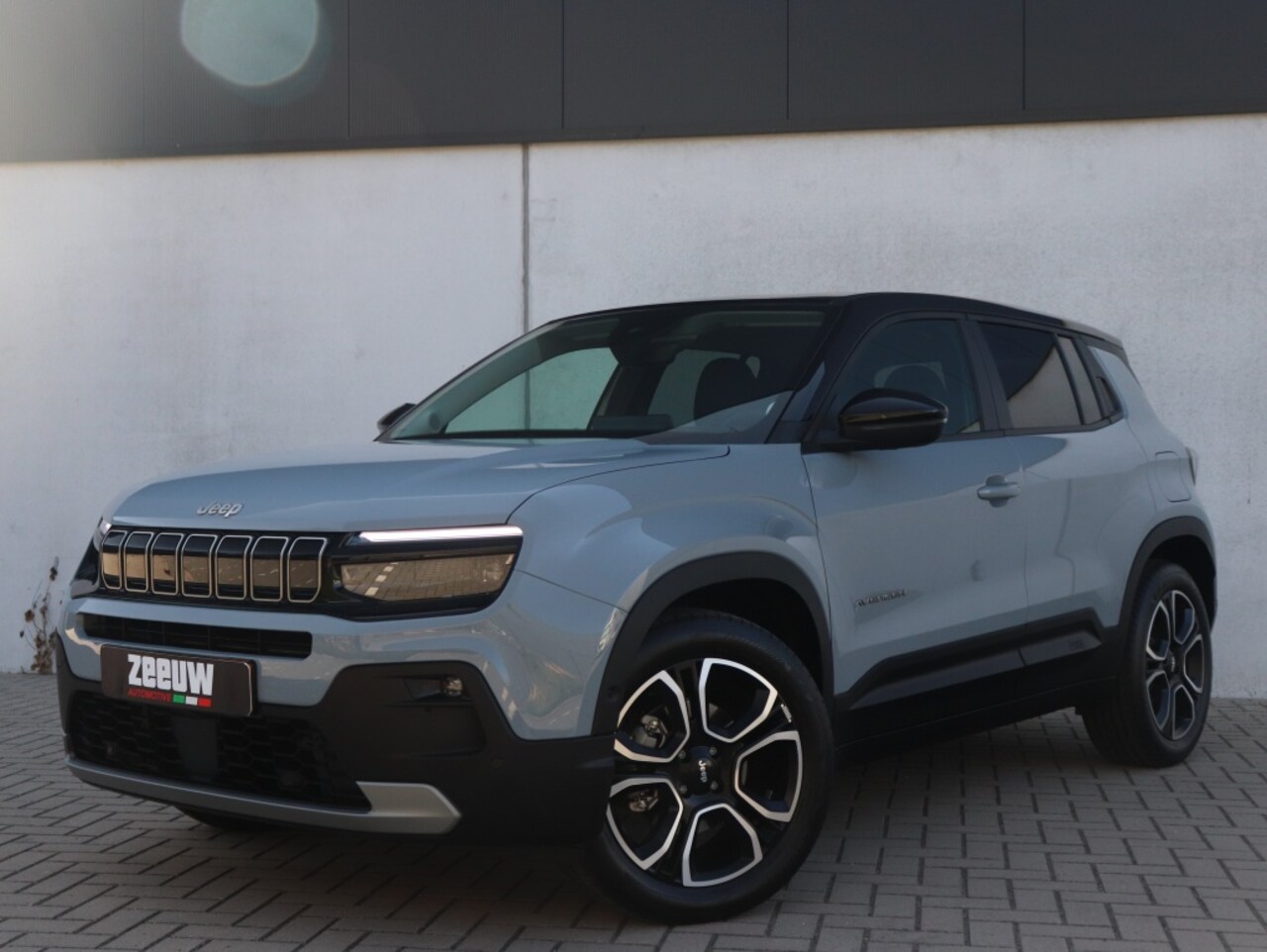 Jeep Avenger - Summit 54kWh | Carplay | Camera | Winter | 18" - AutoWereld.nl