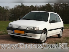 Peugeot 106 - 1995 Accent Sedan
