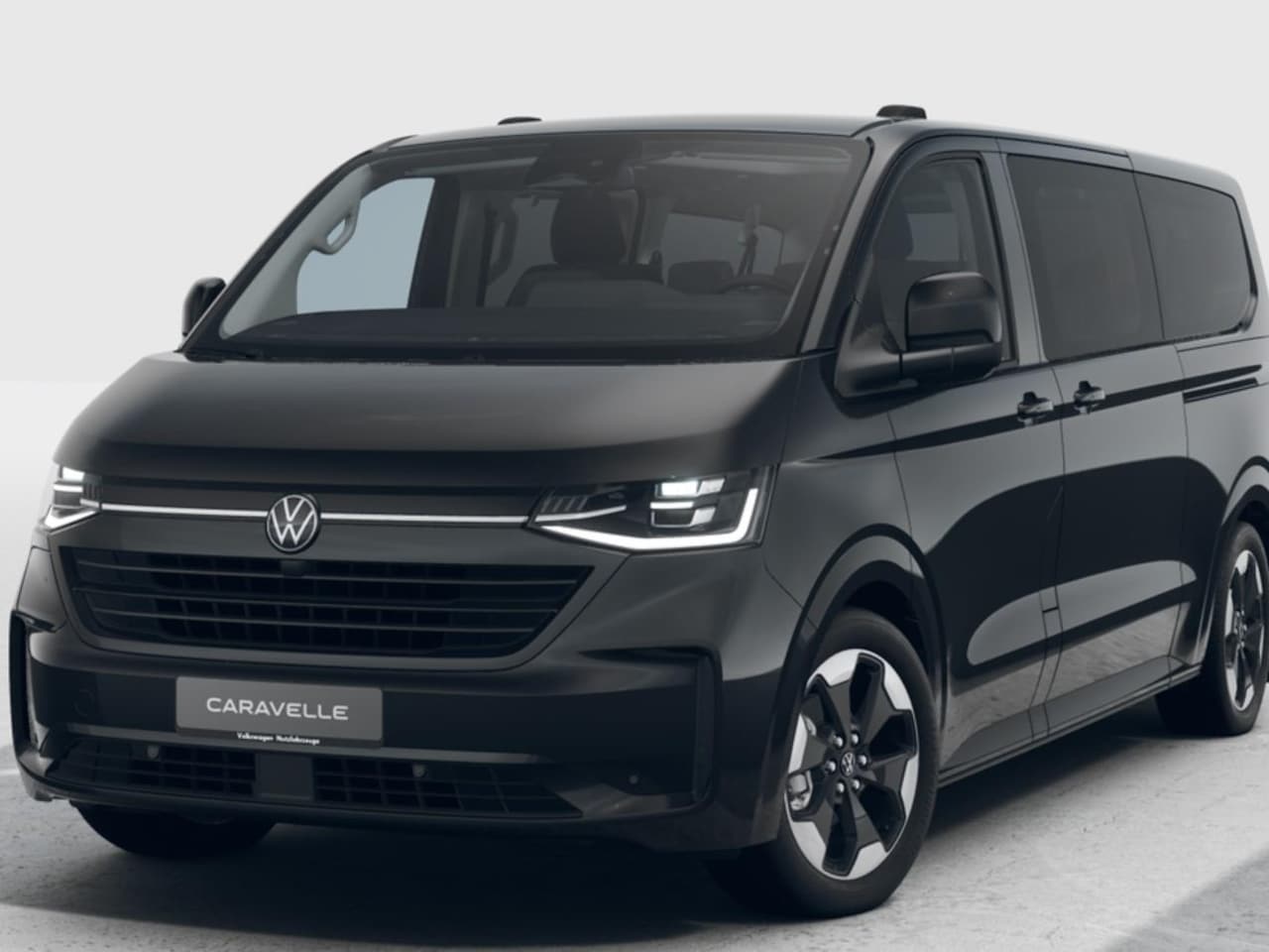 Volkswagen e-Transporter Caravelle - L2H1 Style 70 kWh Trekhaak, elektrisch uitklapbaar | Harman Kardon | Panoramadak | Alarm | - AutoWereld.nl