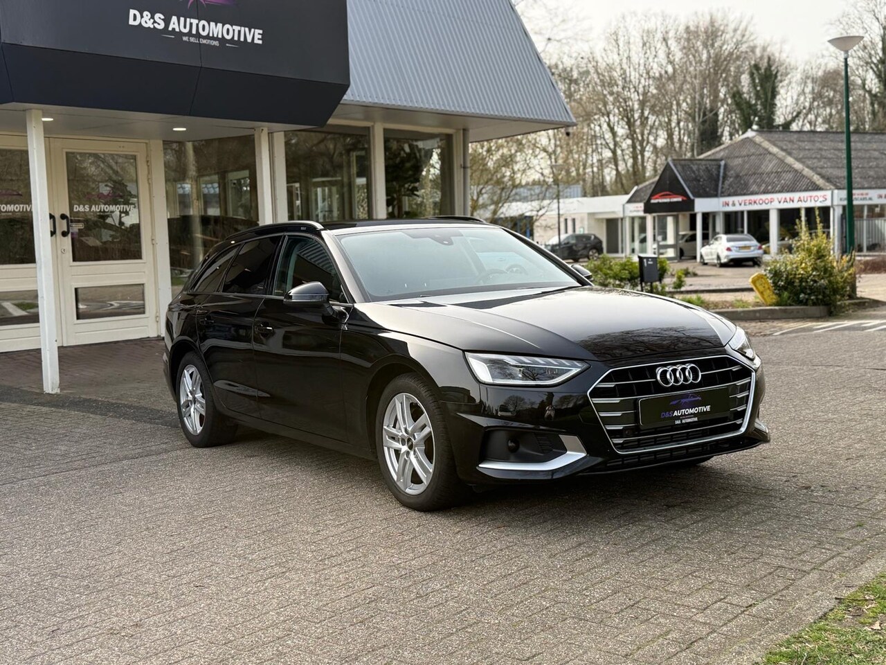 Audi A4 Avant - 40 TFSI S edition 40 TFSI S edition - AutoWereld.nl