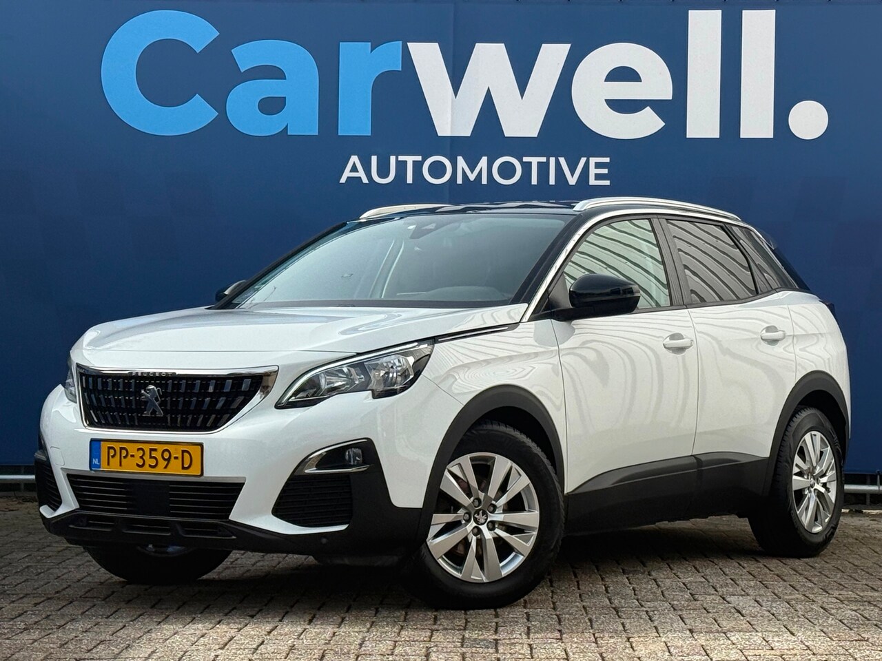 Peugeot 3008 - 1.2 PureTech Executive DistributieVV,2e Eigenaar,Trekhaak,CarPlay,Camera,Navi,Cruise,Clima - AutoWereld.nl