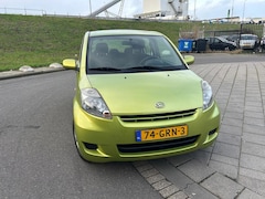 Daihatsu Sirion 2 - 1.0-12V Premium