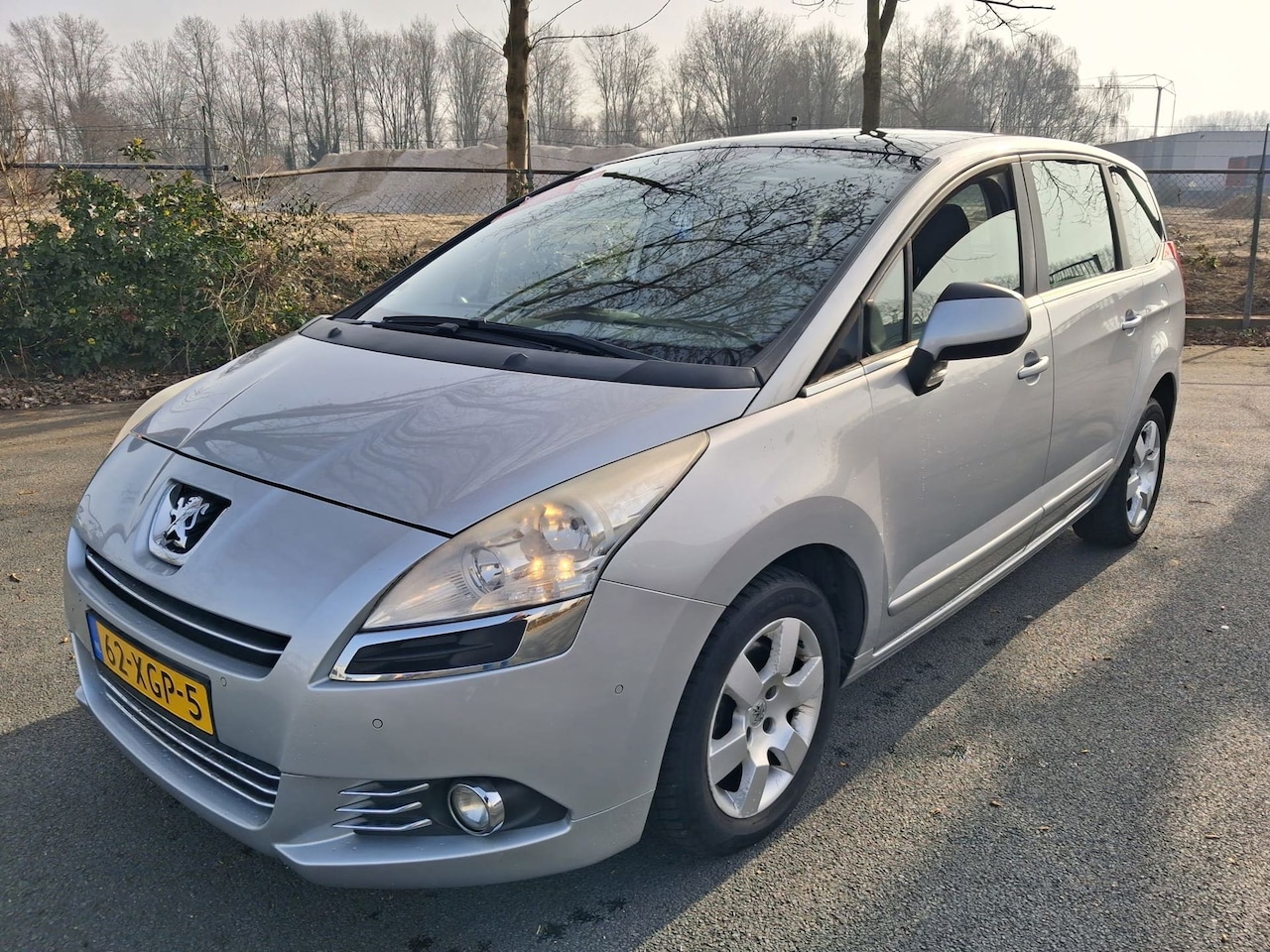 Peugeot 5008 - 1.6 THP Active 7p. LEUKE AUTO RIJDT EN SCHAKELT GOED - AutoWereld.nl