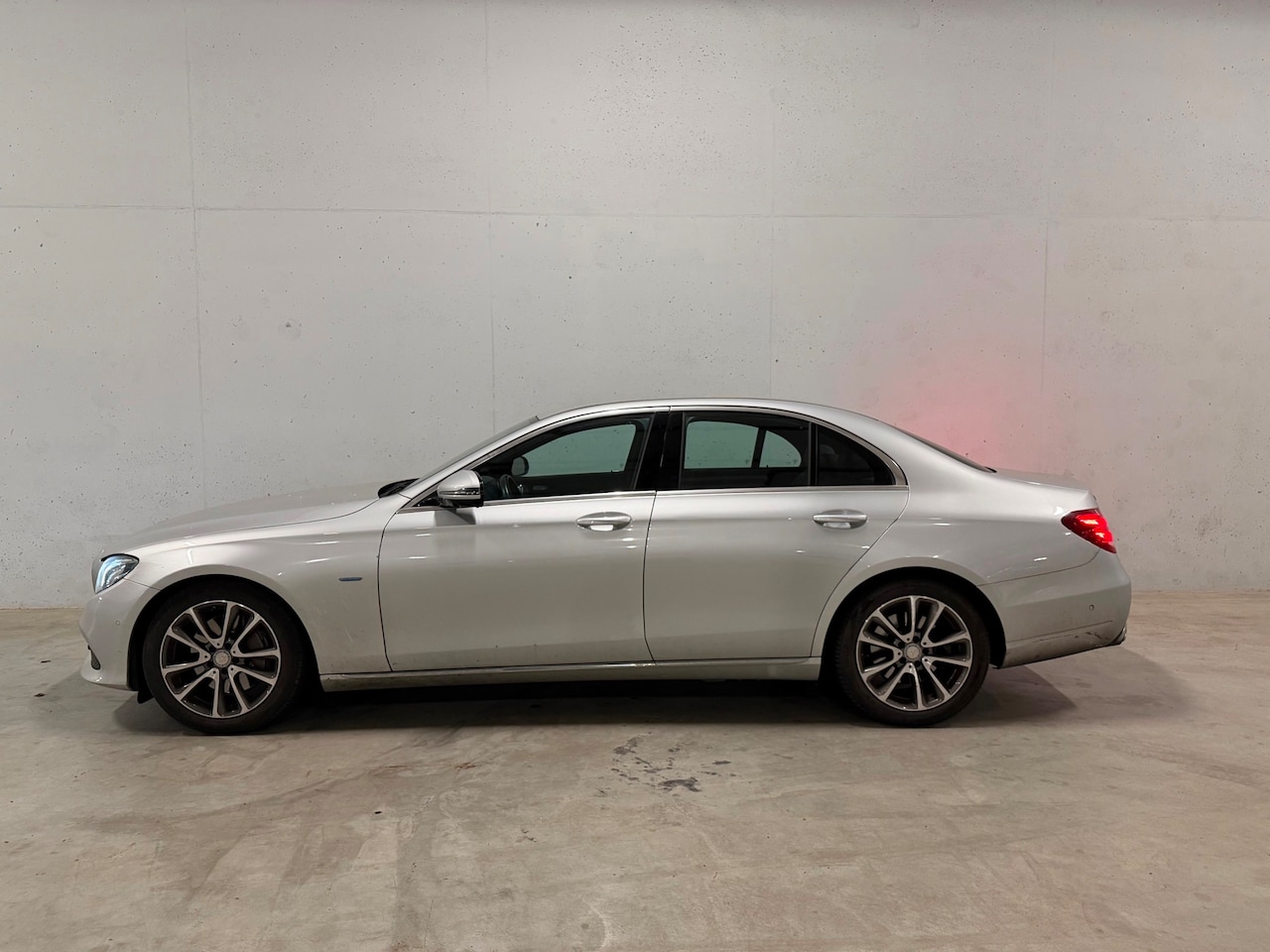 Mercedes-Benz E-klasse - 350 e AMG 360cam Navi Burmester BTW 21% - AutoWereld.nl