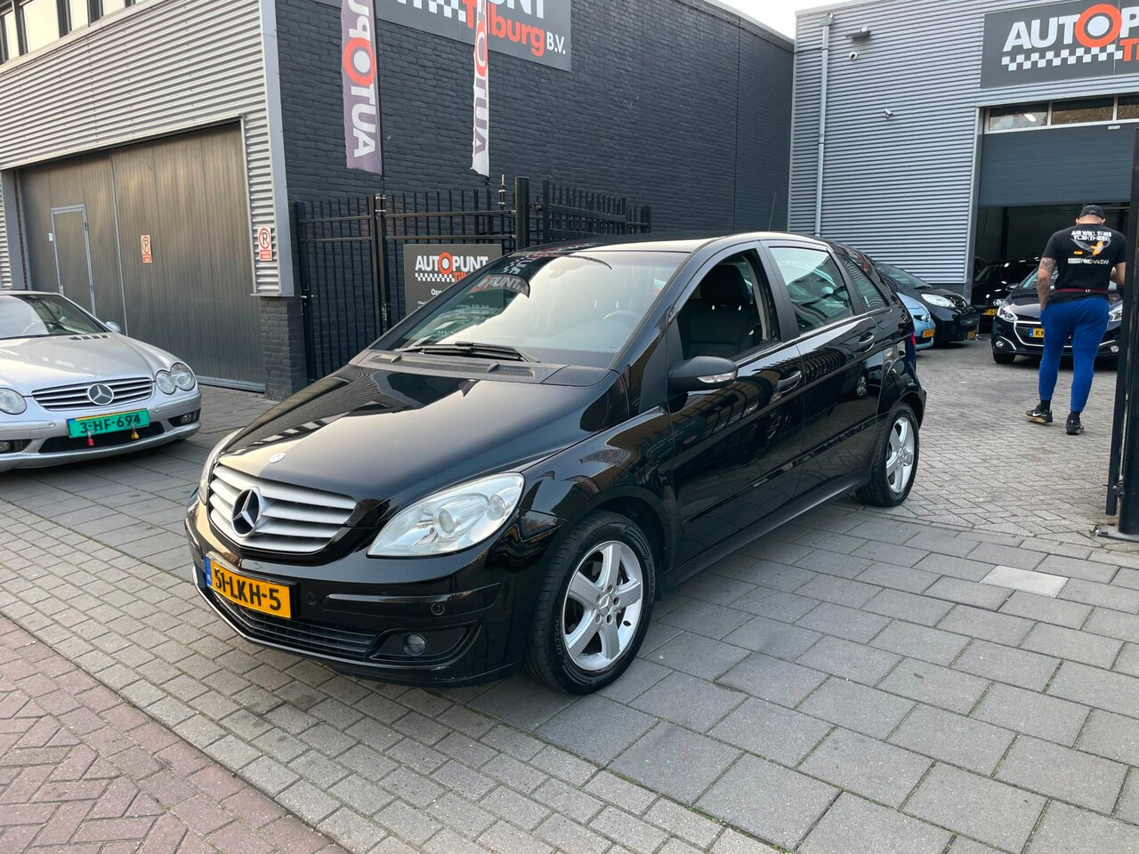 Mercedes-Benz B-klasse - 150 Trekhaak Airco PDC NAP APK 1 jaar - AutoWereld.nl