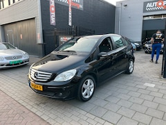 Mercedes-Benz B-klasse - 150 Trekhaak Airco PDC NAP APK 1 jaar