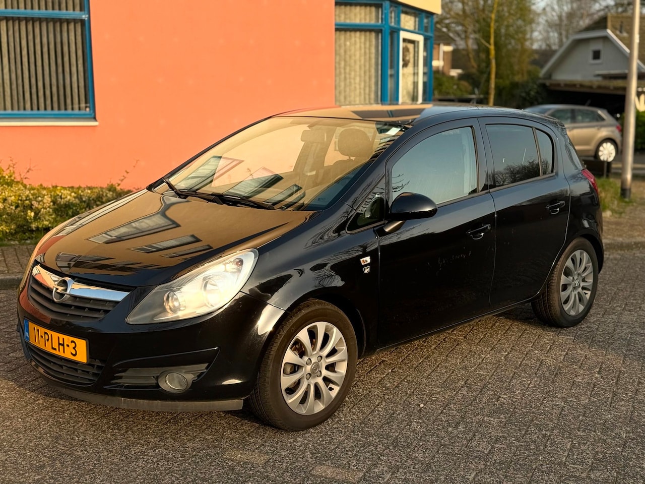 Opel Corsa - 1.4-16V '111' Edition 1.4-16V '111' Edition - AutoWereld.nl