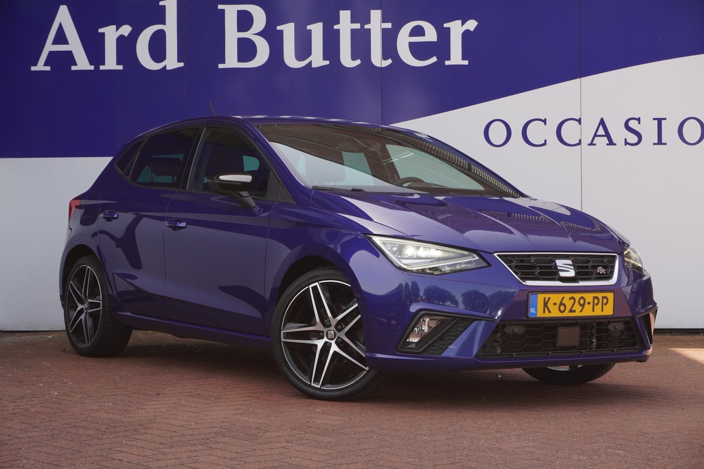 SEAT Ibiza - 1.0 TSI 116PK FR Business Intense Plus+Leder+Vitrual+Navigatie+camera+stoel-verw+18"lmv = - AutoWereld.nl