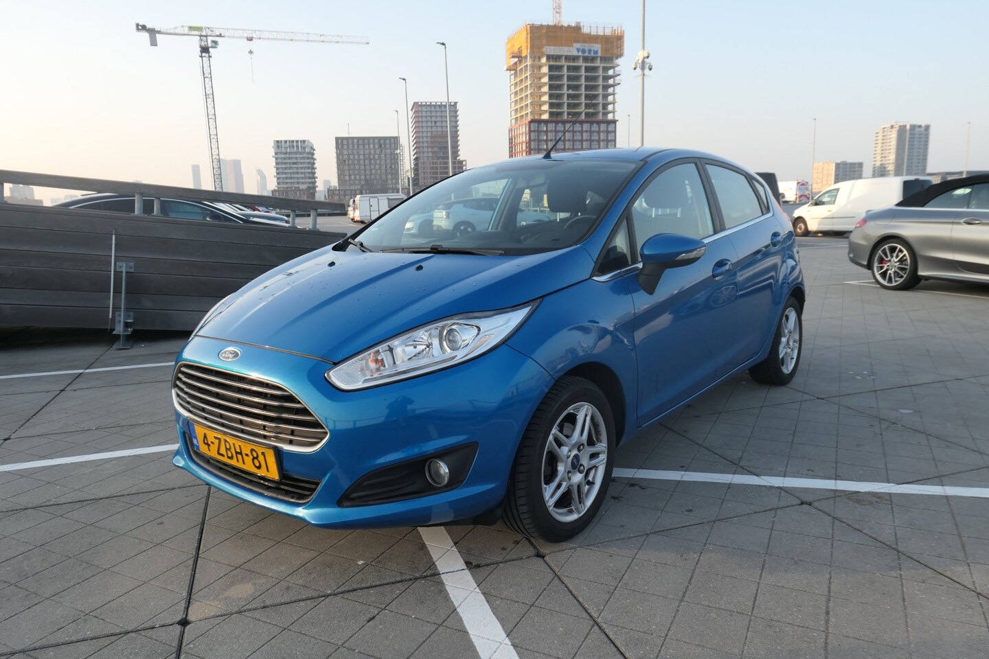 Ford Fiesta - 1.0 Titanium Apk/Airco/NAvi/Boekjes/Nap/Cd/Velgen - AutoWereld.nl