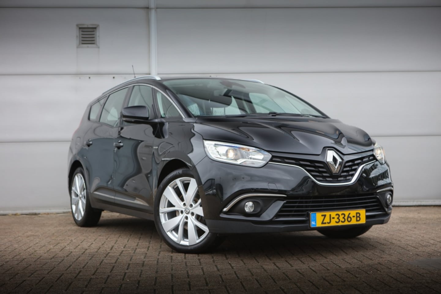 Renault Grand Scénic - 1.3 TCe Limited 7p. 1.3 TCe Limited 7p. - AutoWereld.nl