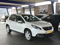 Peugeot 2008 - 1.2 PureTech 110 PK Panoramadak | Carplay | Distributie vervangen bij 140936 km | Navi | N