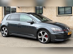 Volkswagen Golf - 2.0 TSI GTI 310PK DSG |PANO| ACC|| LEDER