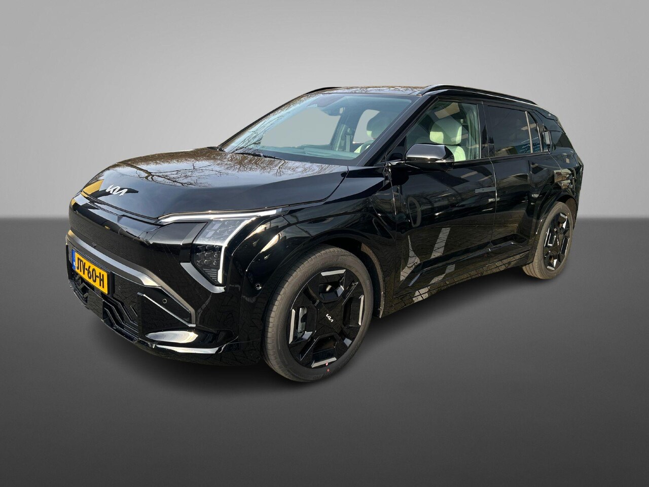 Kia EV3 - GT-PlusLine 81.4 kWh | PANORAMISCH SCHUIF - / KANTELDAK | LEDER | STOELVERWARMING | NAVIGA - AutoWereld.nl