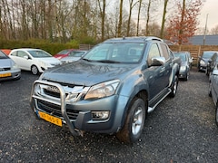 Isuzu D-Max - 2.5 Extended Cab 5-PERS LS AUT 4X4 ECC NAVI LMV *MOTORSCHADE