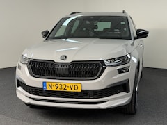 Skoda Kodiaq - 1.5 TSI Sportline Business Camera/ PDC / Verw. Stuur & Stoelen / Afn Trekhaak / Carplay /
