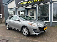 Mazda 3 - 3 1.6 S / NAVI/ AIRCO/ PDC/ CRUISE/ XENON/ 16 INCH/ AUX
