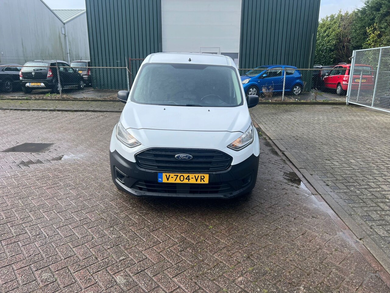Ford Transit Connect - 1.5 EcoBlue L1 Ambiente Cruise Control Airco ASC TCS Ond. Boekje NAP Trekhaak - AutoWereld.nl