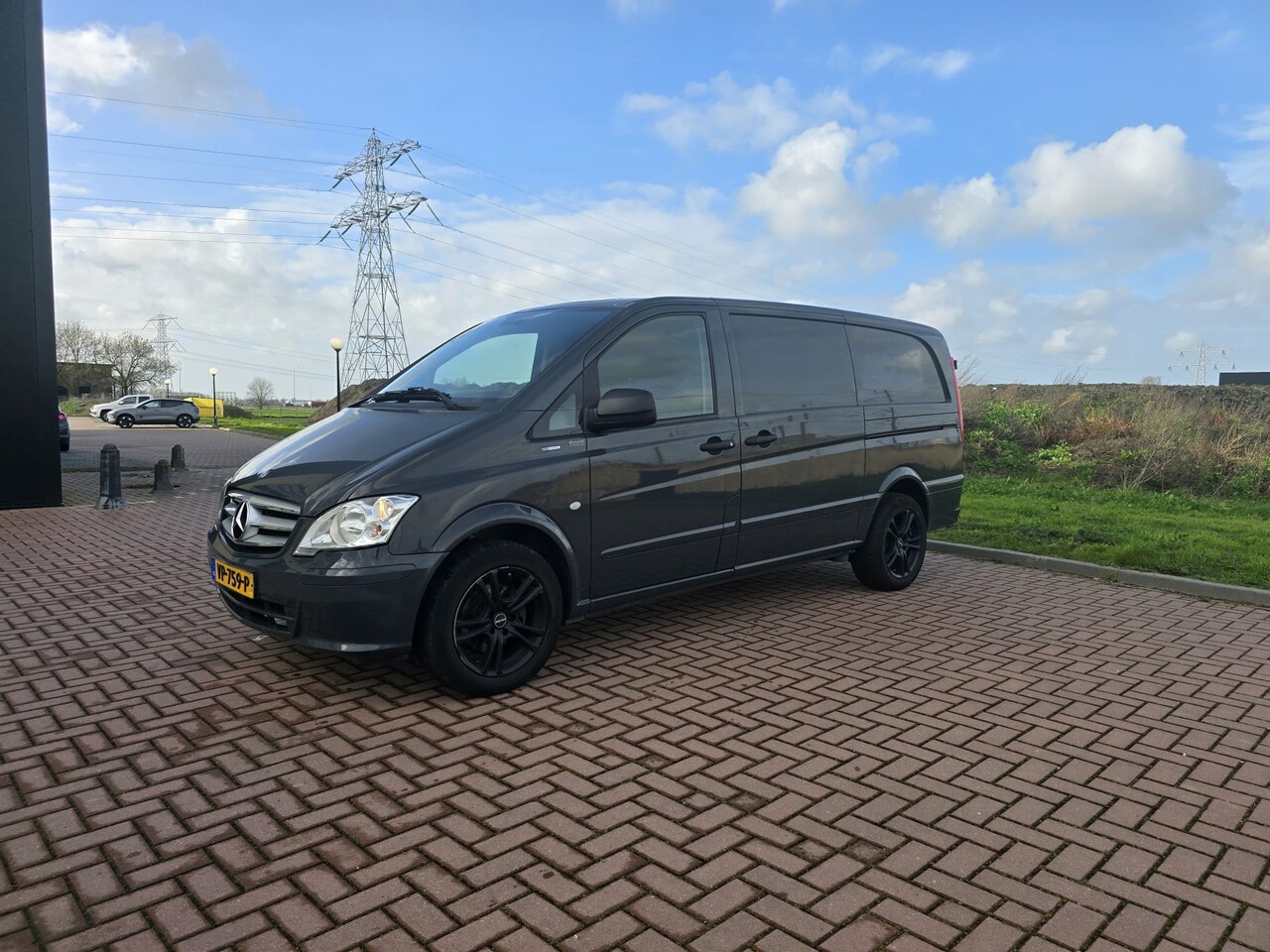 Mercedes-Benz Vito - 110 CDI 320 Lang DC Comfort Plus | 1e EIGENAAR | AIRCO | NAVI | 2 SCHUIFDEUREN | CRUISE + - AutoWereld.nl