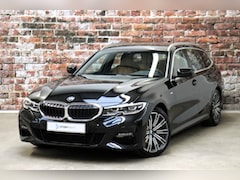BMW 3-serie Touring - 320i High Executive M Sport Pakket Automaat / Live Cockpit Professional / Leder / Achterui