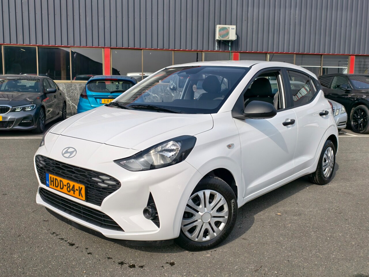 Hyundai i10 - 1.0 Comfort / NAP / LAGE KM / VITUAL COCKPIT / CAMERA / NAVI / AIRCO / - AutoWereld.nl