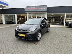 Toyota Aygo X - 1.0 VVT-i MT Play Apple Carplay