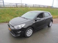 Kia Rio - Rio 1.0 benzine Comfortline airco 75.000km