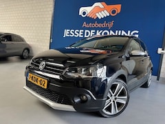 Volkswagen Polo - 1.2 TSI Cross / bj.2011 / zwart / 5 deurs / climate / sportvelgen / navigatie / APK 09/202