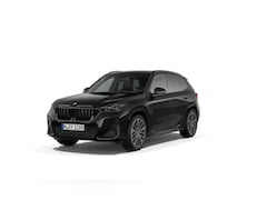BMW X1 - sDrive20i M Sportpakket Pro | M Compound remsysteem | Innovation Pack | Travel Pack | Comf