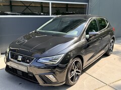SEAT Ibiza - 1.0 TSI 95pk FR Limited Edition Alcantara Camera LED Navi Stoelverwarming 18" velgen Beats
