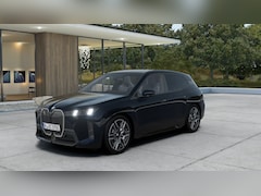 BMW iX - xDrive45 M Sport / Air Collar / Active Cruise Control / Adaptieve LED / Comfort Access / P