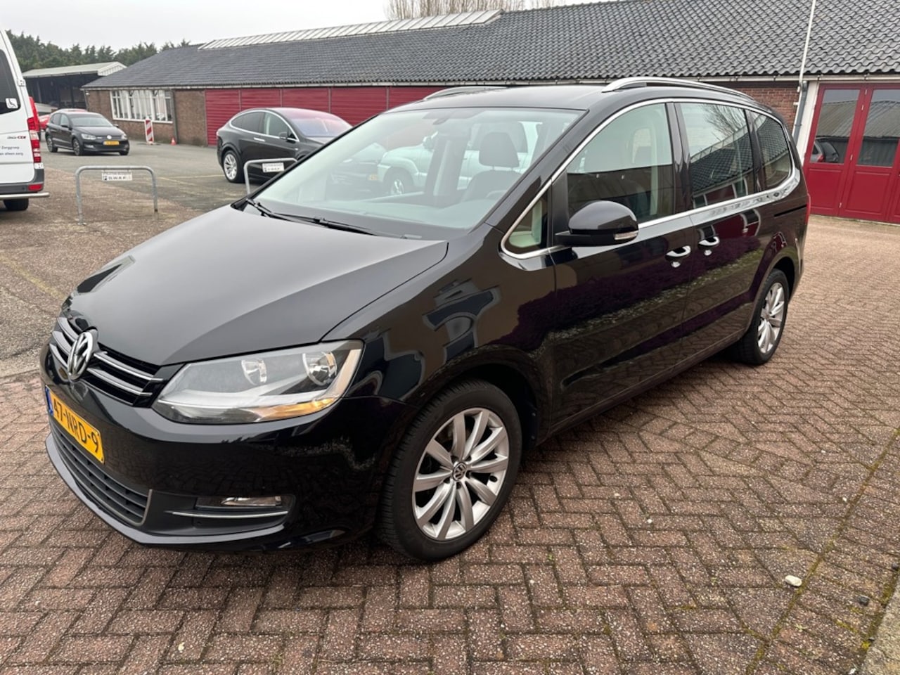 Volkswagen Sharan - 1.4 TSI Highline 7p NAP LEER DEALER OH - AutoWereld.nl