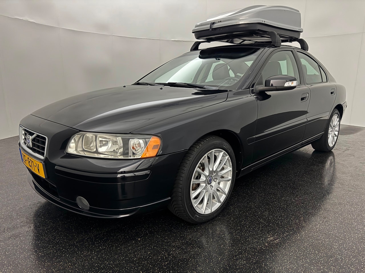 Volvo S60 - 2.4D AUT - AutoWereld.nl