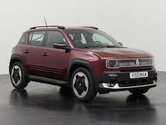 Renault 4 - 4 E-Tech Evolution Comfort Range Van Rood