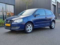 Volkswagen Polo - 1.4-16V Optive Export