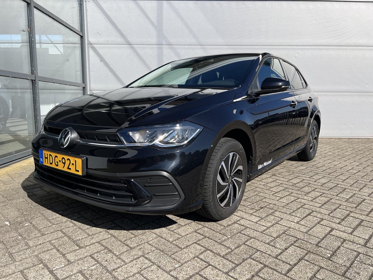 Volkswagen Polo - 1.0 TSI Life Edition | 15 inch velgen | Achteruitrijcamera | Apple carplay / Android auto - AutoWereld.nl