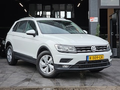 Volkswagen Tiguan - 1.4 TSI Highline|AUT|Cruise|Trekhaak|PDC