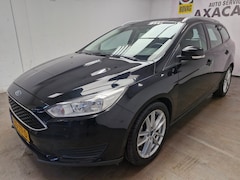 Ford Focus Wagon - 1.0 Titanium BOVAG GARANTIE 4X NIEUWE BANDEN NETTE AUTO