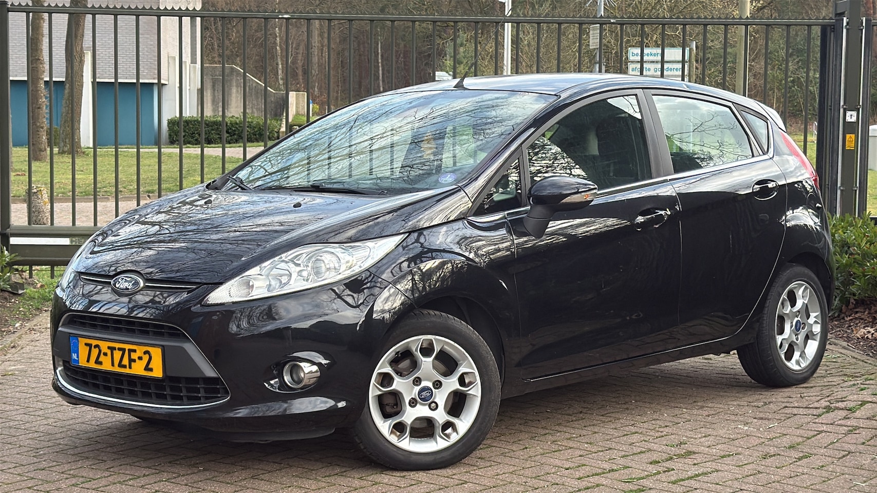 Ford Fiesta - 1.25 Titanium EXPORT/HANDEL - AutoWereld.nl