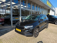 Skoda Karoq - 1.5 TSI ACT Business Edition 150PK PANO, CAMERA,