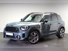 MINI Countryman - Cooper S E ALL4 Classic Automaat / Comfortstoelen / Comfort Access / Achteruitrijcamera /