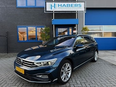 Volkswagen Passat Variant - 1.5 TSI R-Line Business + 150PK|LaneA|Virtual|AUT|Trekhaak|Apdaptive|Pano|Carplay|Sportsto